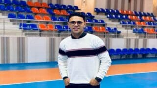 من هو المبرمج ايمن مانو ؟