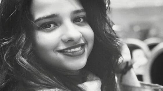 نورا عاطف اليوتيوبر تكشف كواليس حكاياتها عن باب ما وراء الطبيعة