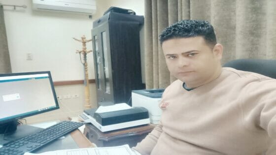” أمين شرطة برتبة إنسـان وهي الأعلي بين الرتب”