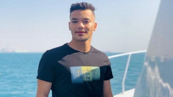 من هو اسامه شحاته ملعب