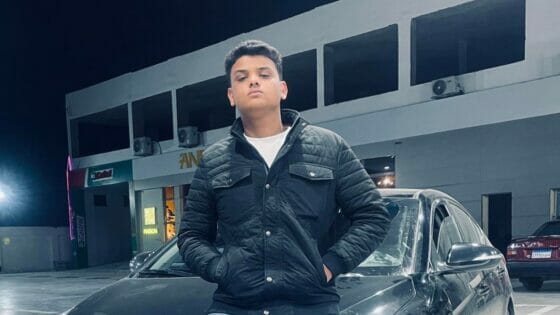 من هو يوسف حسين الجلاد