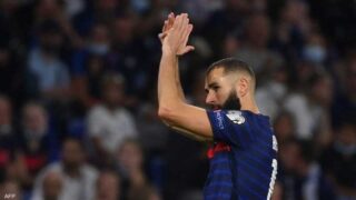 كريم بنزيما: المهاجم الفرنسي الذي صعد من بدايات متواضعة ليصبح نجم كرة قدم