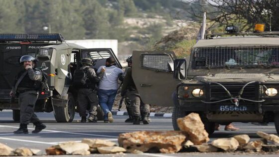 صراع الاحتلال الإسرائيلي وحماس: تحليل متعمق للأسباب والتأثيرات