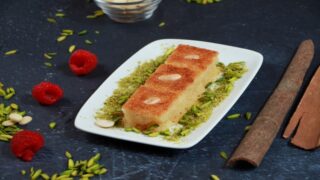 طريقة سهلة لتحضير البسبوسة في المنزل