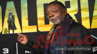 وفاة الممثل الأمريكي كارل ويذرز عن عمر يناهز 76 عامًا