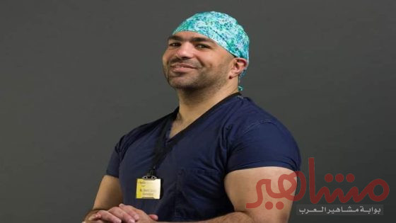 من هو الدكتور شريف إكرام ؟