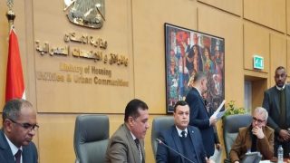 النائب طلبة النحال يلتقي وزير الإسكان لبحث مشروعات الصرف الصحي والتطوير بمركز بدر في البحيرة