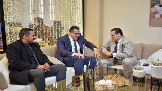 تفاصيل زيارة النقيب جمال شمس لشركة التميز للمحاماة والإشادة باحترافيتها