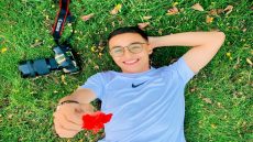 أمير عمرو عبد الشكور.. من لبنان إلى المنصورة بعدسة تحمل شغف الإبداع