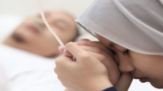 الدعاء بالشفاء للمريض .. بلسم الروح ودواء القلوب