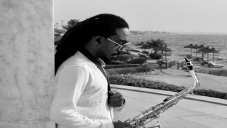 علي ديزل.. من قلب القاهرة إلى منصات العزف العالمية