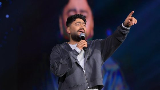 بالصور.. تامر حسني يحيي أضخم حفلات مهرجان شتاء مدينتي ويشعل حماس حضور جماهيري تخطّى الـ 20 ألف