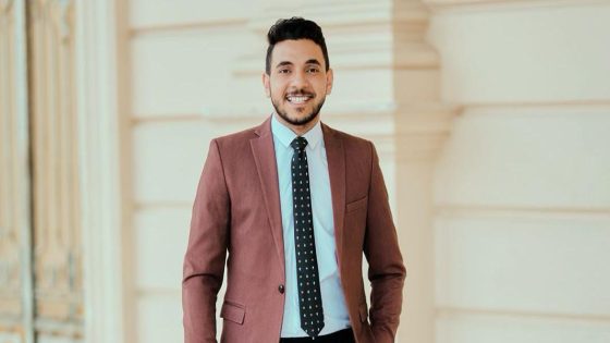 إسلام عبدالفتاح أستاذ علم النفس والإجتماع ومؤسس “جمهورية أفلاطون” يواصل تقديم محتوى تعليمي وتوعوي يربط بين التحليل النفسي ودراسة الظواهر الاجتماعية لبناء فكري أكثر ناضجًا