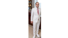 بين رداء المحاماة وعالم “النانو تكنولوجي”.. شريف عطية يقود ثورة تقنية في عالم طب الأسنان بالقليوبية