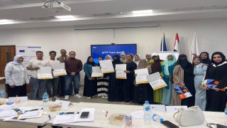 عمرو عبد الحكيم.. مذيع البيزنس ومدرب التسويق الإلكتروني الذي يقود رحلة تأهيل الشباب ورواد الأعمال نحو سوق العمل الرقمي