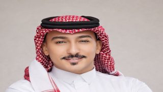 أحمد عاشور.. صوت جدة الذي يجوب اللهجات