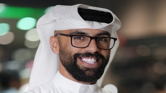 دور السوشيال ميديا في التنمية المجتمعية العربية.. رؤية تحليلية برؤية صانع المحتوى عبدالعزيز سليمان العكف