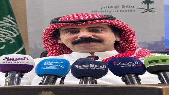 شاهر السرحانى.. شاعر سعودى يجمع بين الكلمة الشعرية والتأثير على منصات التواصل