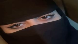 ليلي عطيف.. صانعة محتوى بلمسة أنثوية راقية